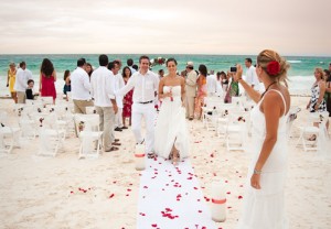 Bodas en Tulum, Foto: www.akiintulum.com