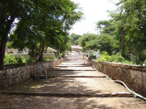 Escalinatas para llegar a la ermita Oxkutzcab. mexplora.com