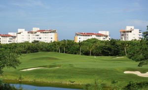 Campo de golf en Aak-Bal. Foto de Internet.