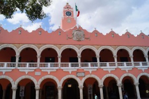 Palacio Municipal - Foto Lluvia Magaña.