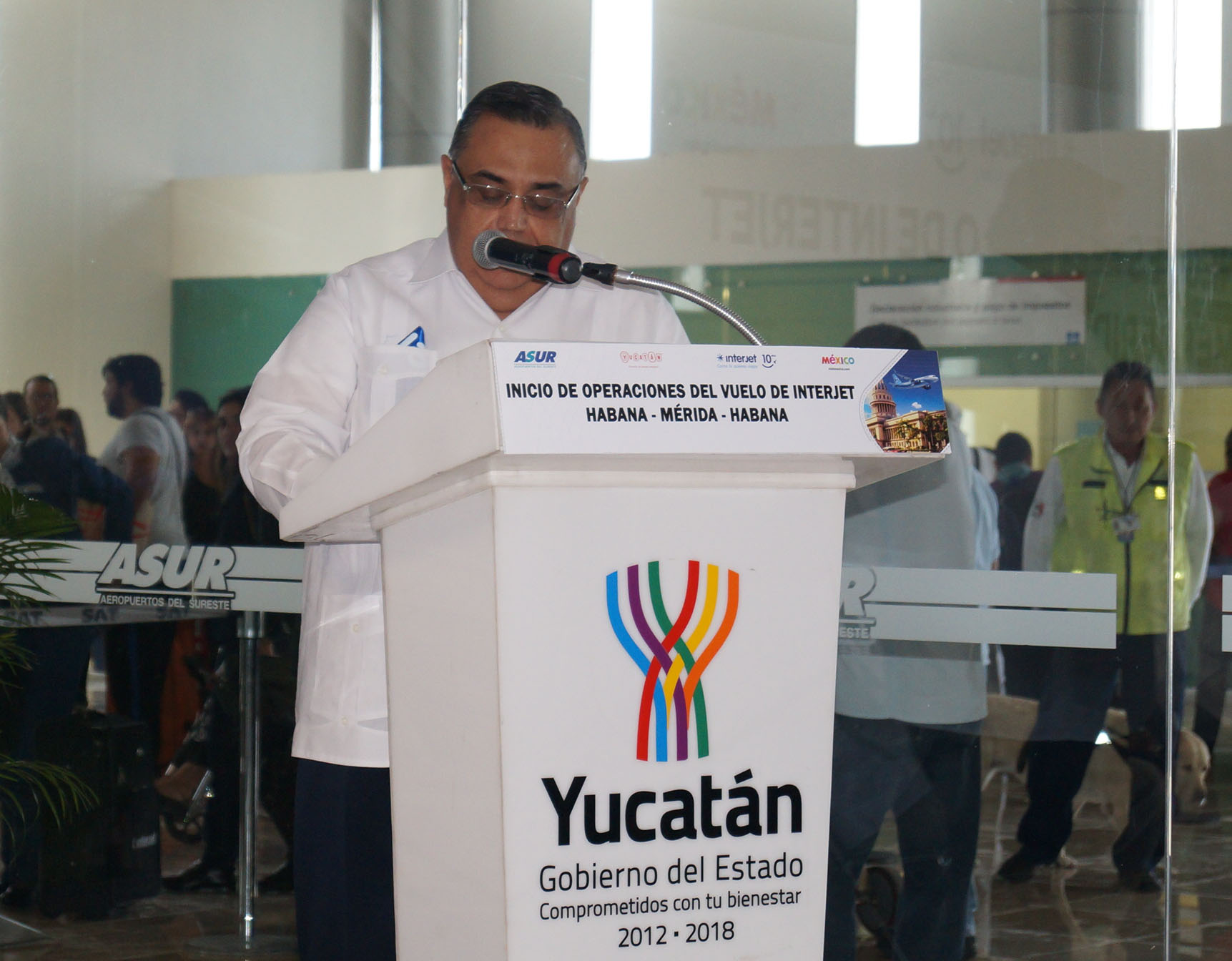 Héctor Navarrete Muñoz en la ceremonia de Interjet - Foto Lluvia Magaña.